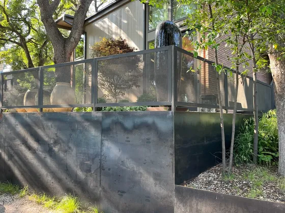 Custom steel edging and planters by Verde Turf in Austin, Texas